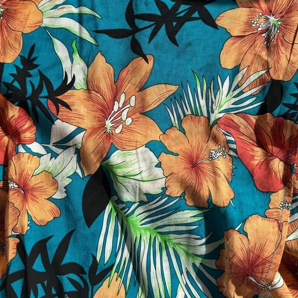 Elsie & Zoey Wrap skirt size S/M - Picture 4 of 6